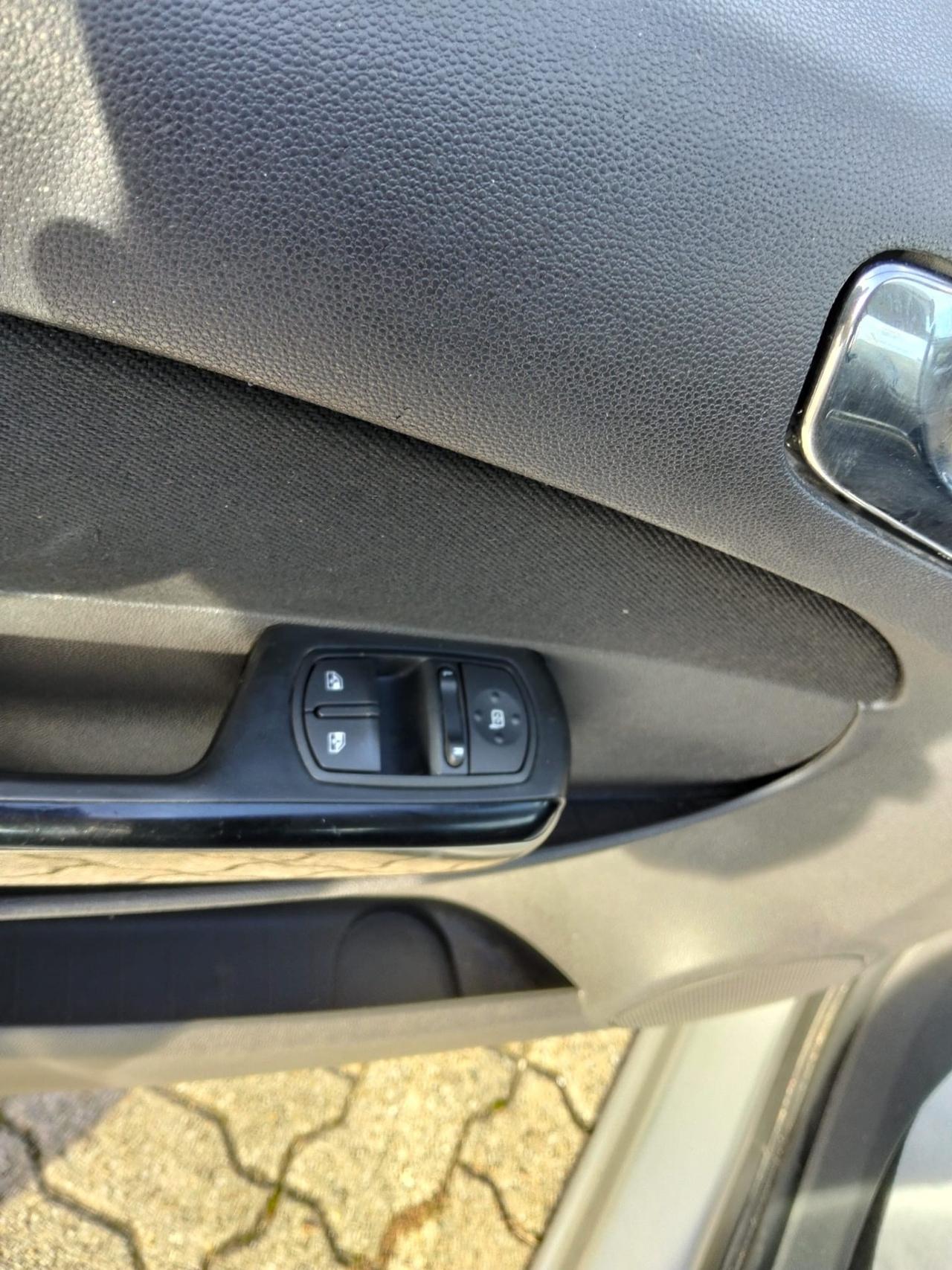 Opel Corsa 1.2 82Cv 3 Porte*Aux*Neopatentati