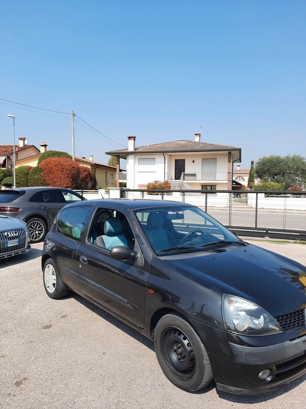 Renault Clio 1.5 dCi 65CV OK NEOPATENTATI