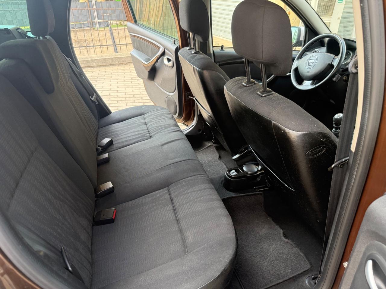 Dacia Duster 1.5 dCi 110CV 4x4 GANCIO TRAINO