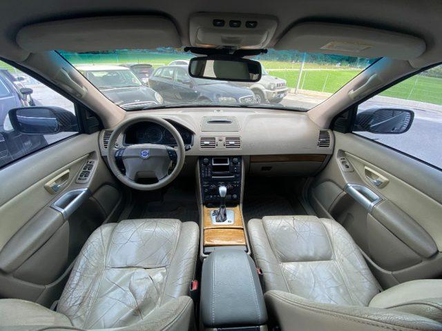 VOLVO XC90 2.4 D5 AWD 4X4 7 POSTI TRAZIONE INTEGRALE