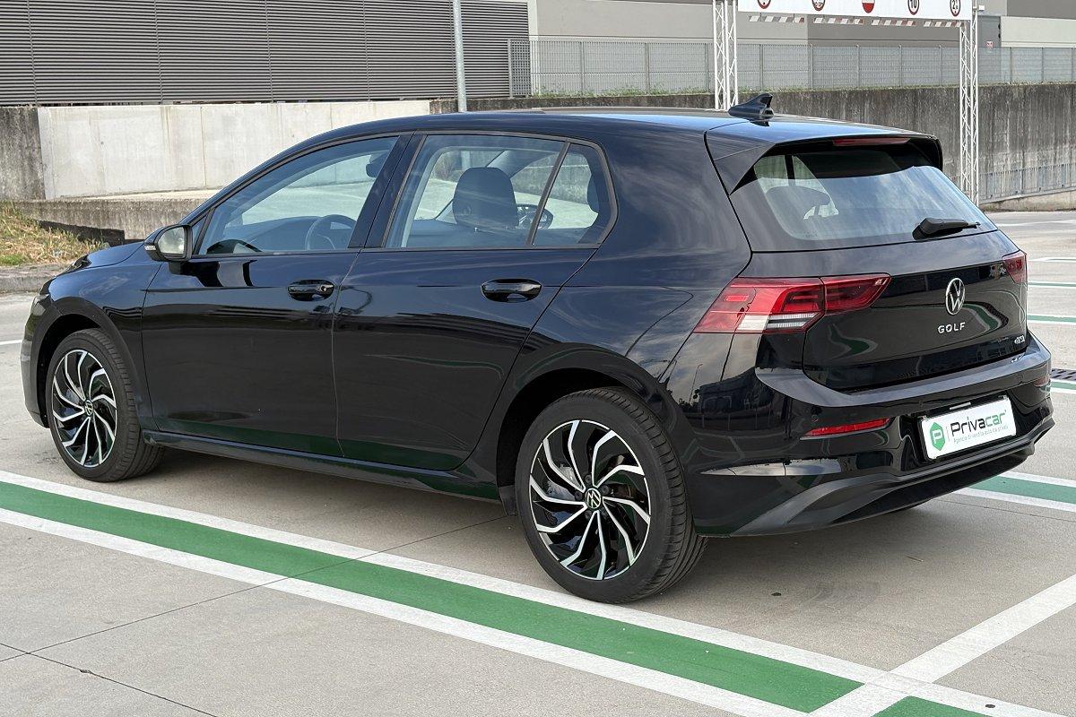 VOLKSWAGEN Golf 1.0 eTSI EVO DSG Life