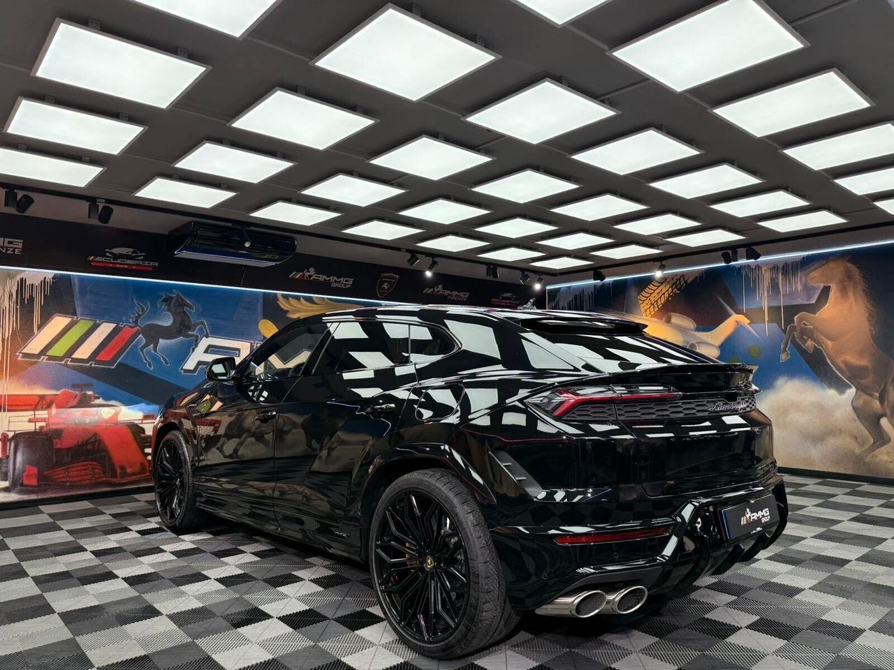 Lamborghini Urus 4.0 SE (288)