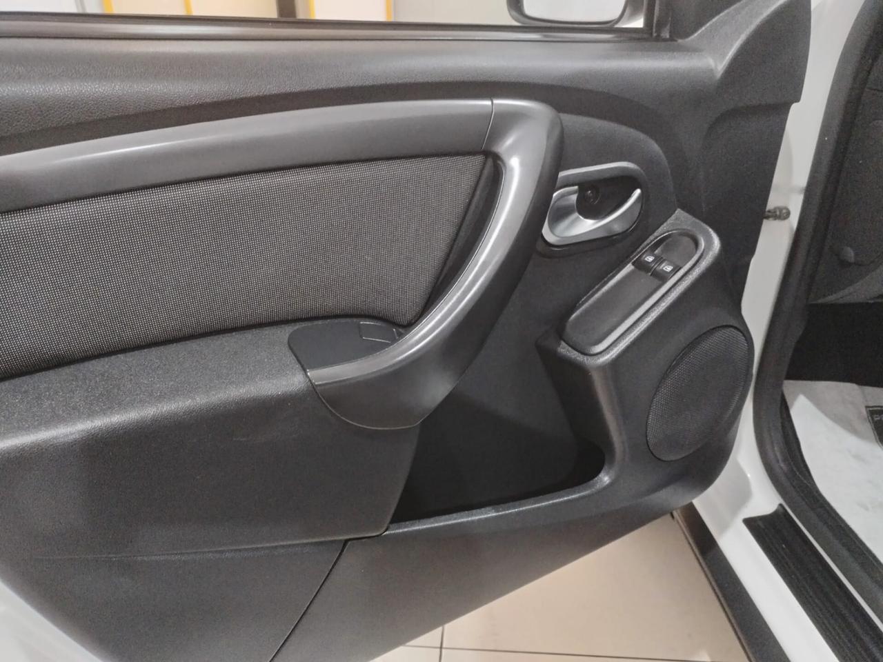 Dacia Duster 1.6 115CV Start&Stop 4x2 GPL Lauréate