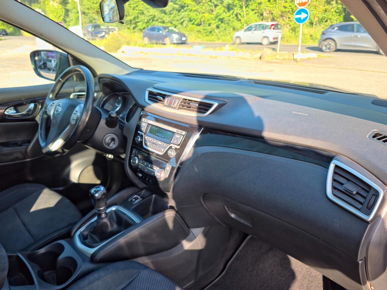 Nissan Qashqai 1.6 dCi 4WD Tekna 2016-E6B Manuale 4x4 NEO
