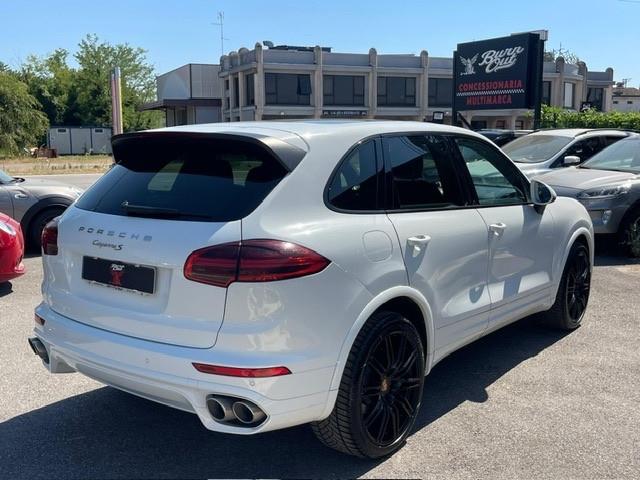 Porsche Cayenne 4.1 S Diesel Platinum Edition