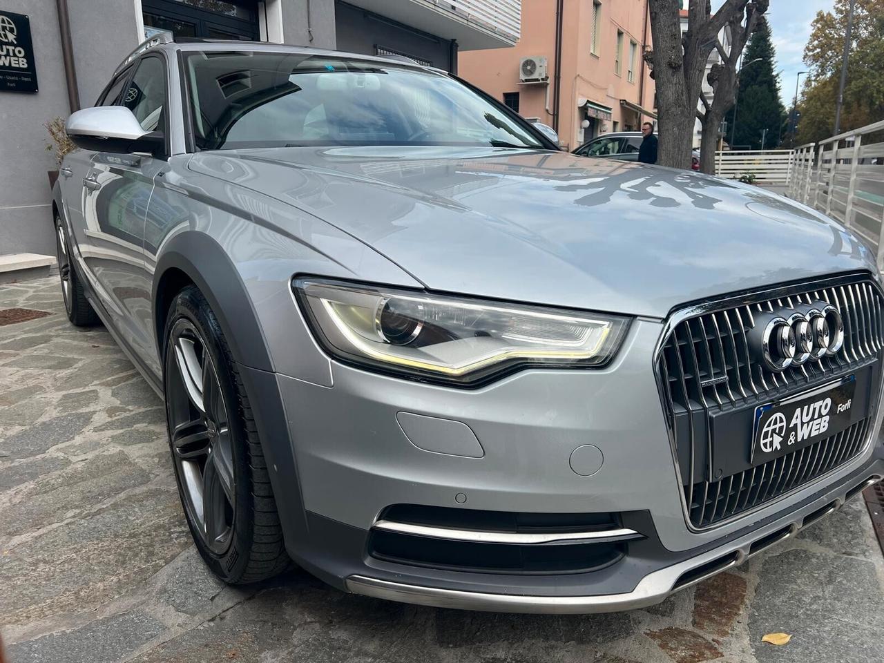 AUDI A6 ALLROAD 3.0 TDI 245cv S-TRONIC BUSINESS PLUS