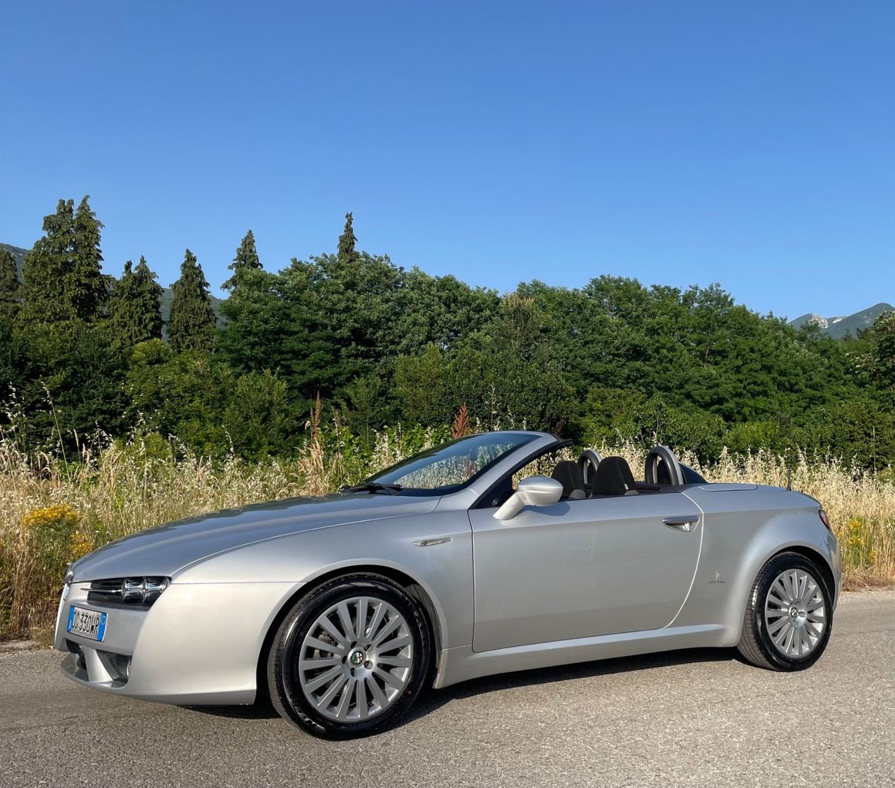 Alfa Romeo Spider Pirinfarina 2.2