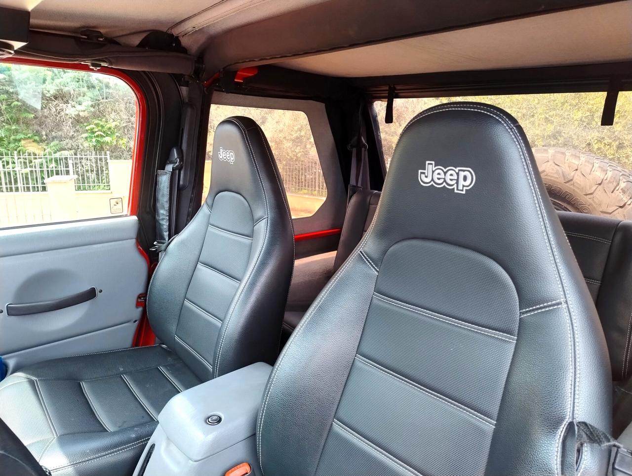 Jeep Wrangler 4.0 Sport