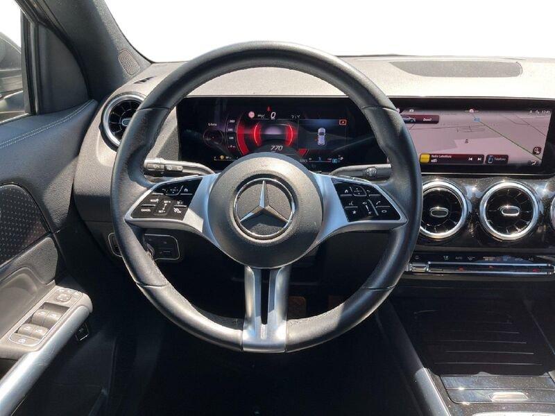 Mercedes-Benz GLA GLA-H247 2023 180 d Executive auto