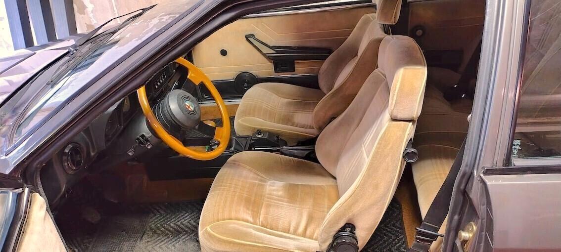Alfa Romeo Alfetta gtv 2500 v6