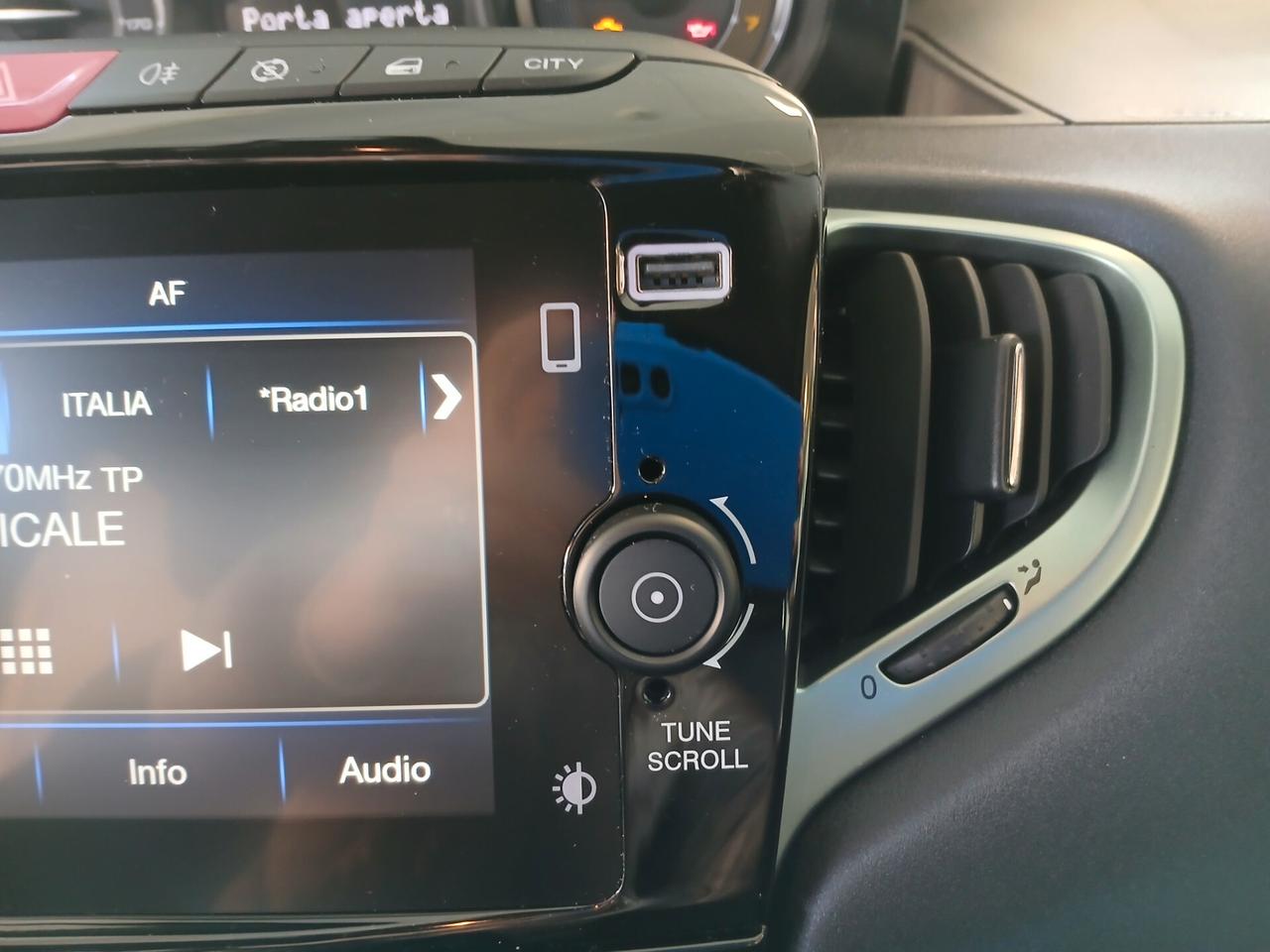 Lancia Ypsilon 1.0 HYBRID 70CV GOLD 2023