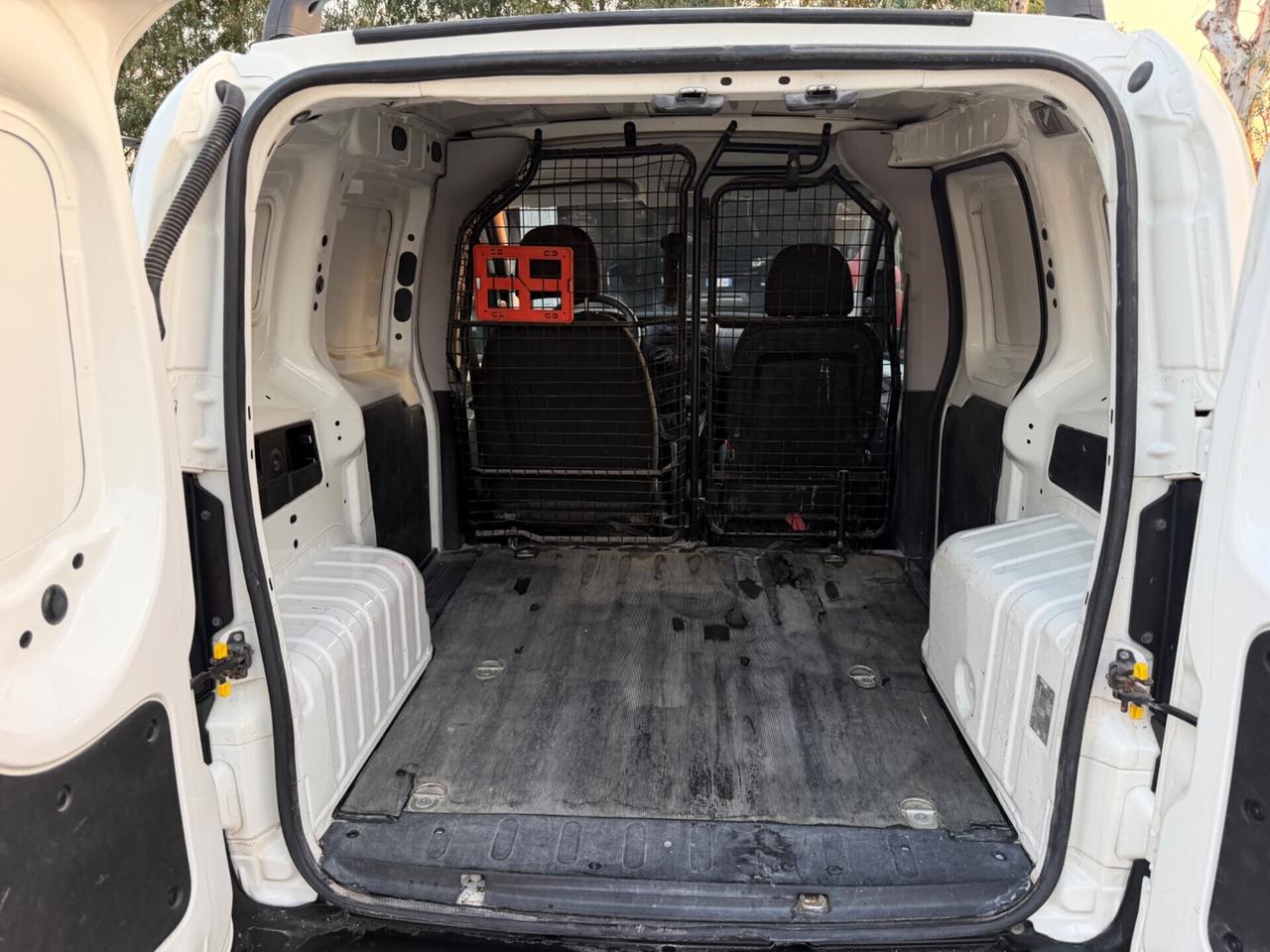 Fiat Fiorino 1.3 MJT 95CV Furgone Adventure