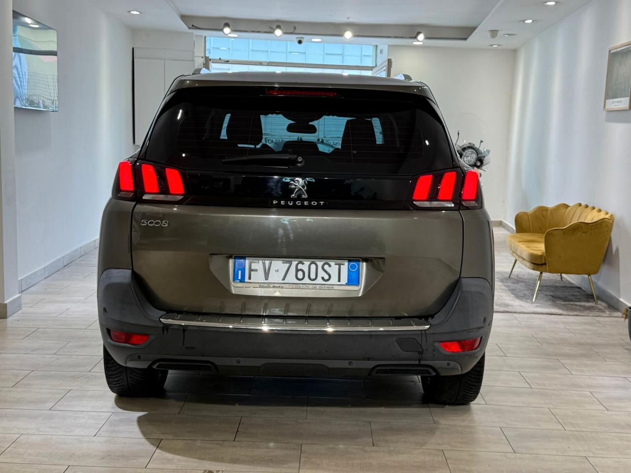 PEUGEOT 5008 1.5 130CV ALLURE CON SOLI 100.000 KM 7POSTI