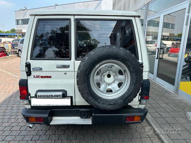 Toyota Land Cruiser LJ70 LX
