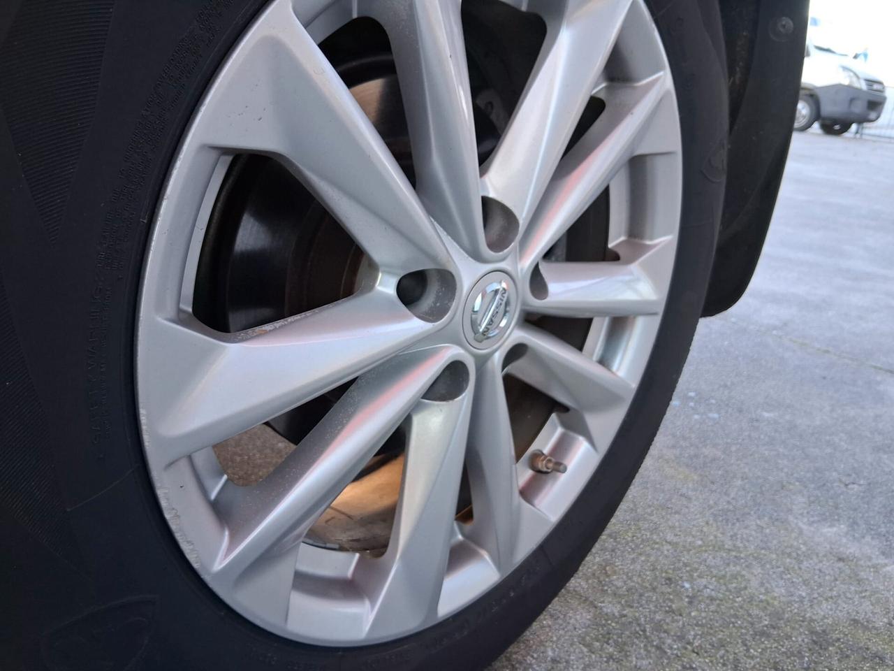 Nissan Qashqai 1.2 DIG-T Acenta