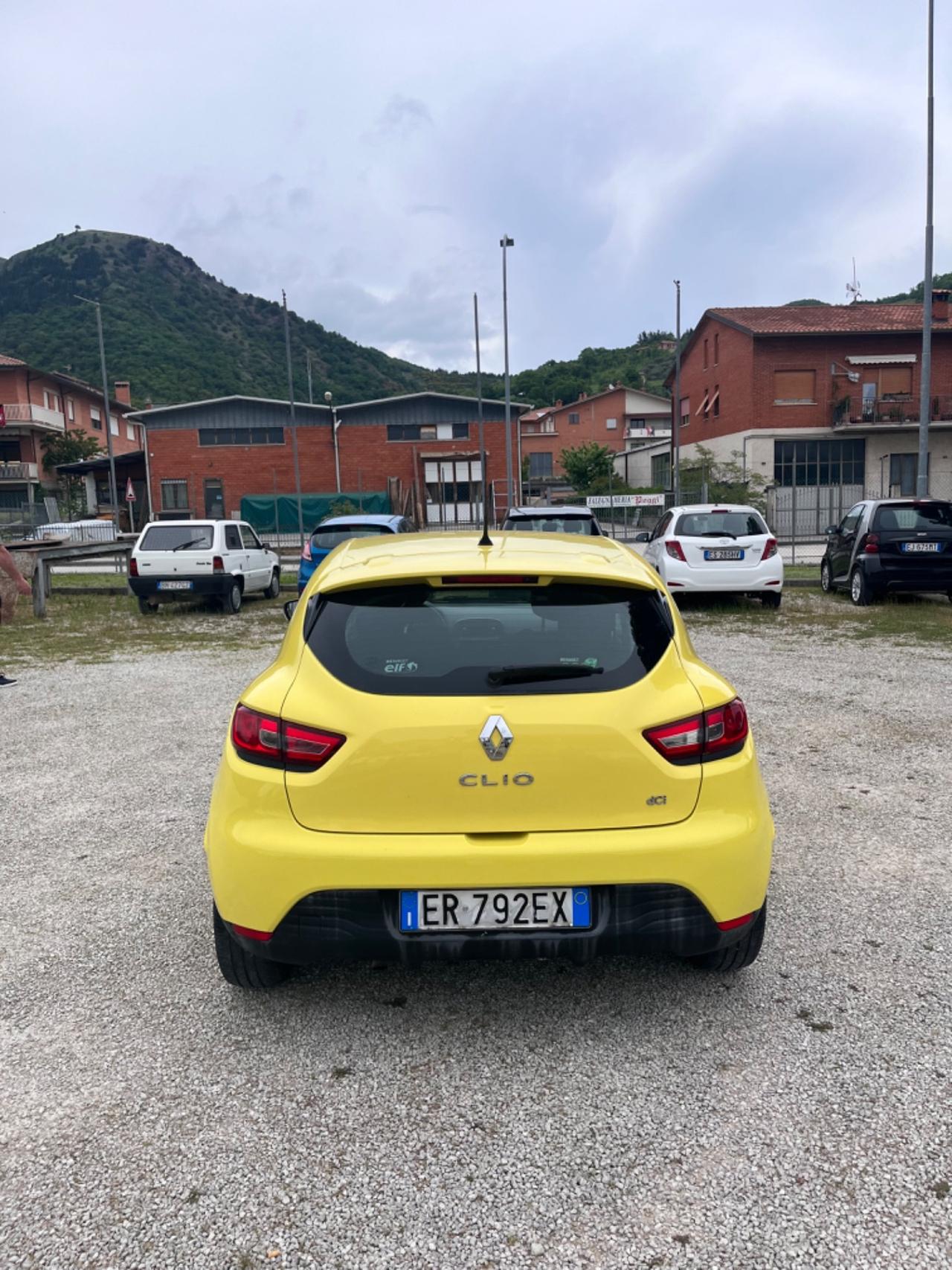 Renault Clio 1.5 dCi 75CV 2013 NEOPATENTATI