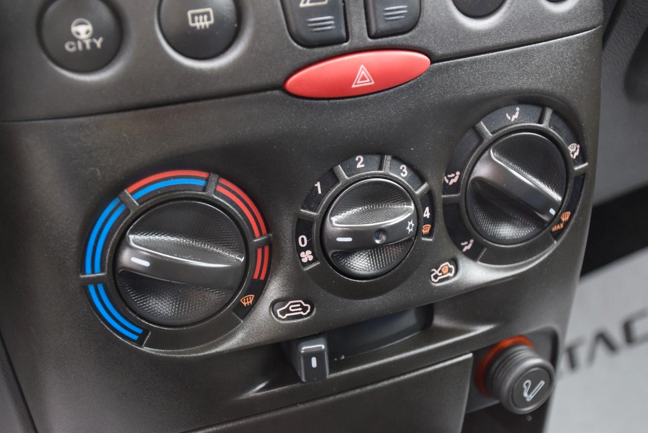 Fiat Punto 1.2 60CV Dynamic OK NEOPATENTATI CLIMA KM REALI