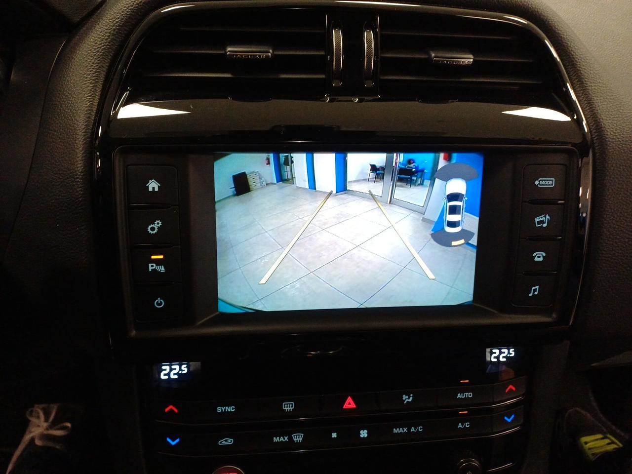 Jaguar F-Pace 2.0 D 180 CV AWD aut. Portfolio