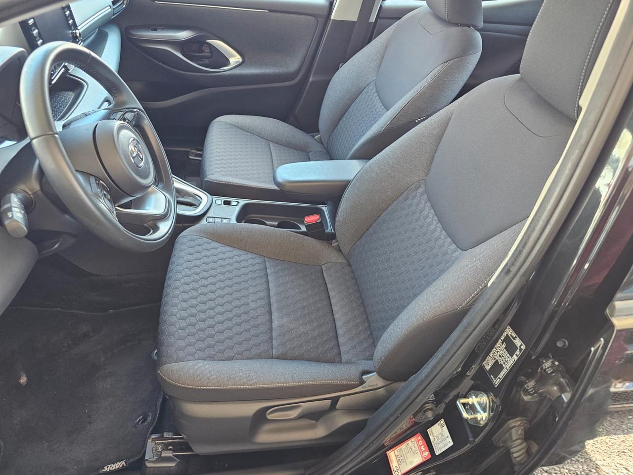 Toyota Yaris 1.5 Hybrid 5 porte Business