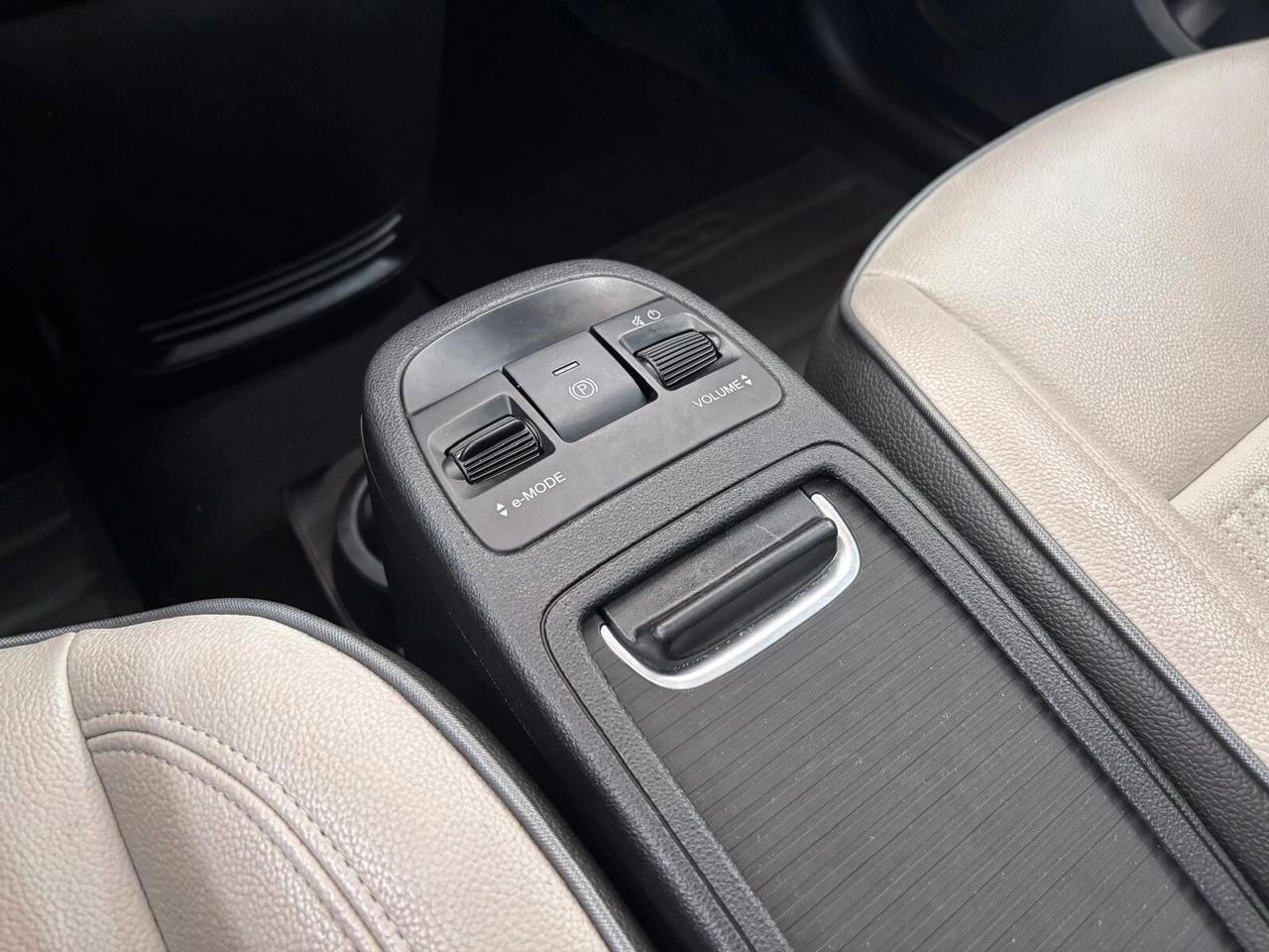 FIAT 500E "LA PRIMA" 42KWH TETTO-NAVI