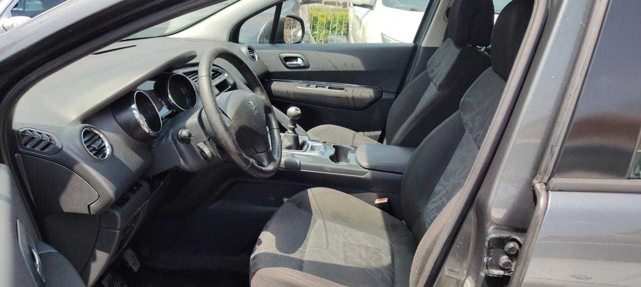 Peugeot 3008 1.6 HDi 110CV Outdoor