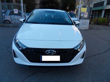 Hyundai i20 1.2 MPI MT Connectline