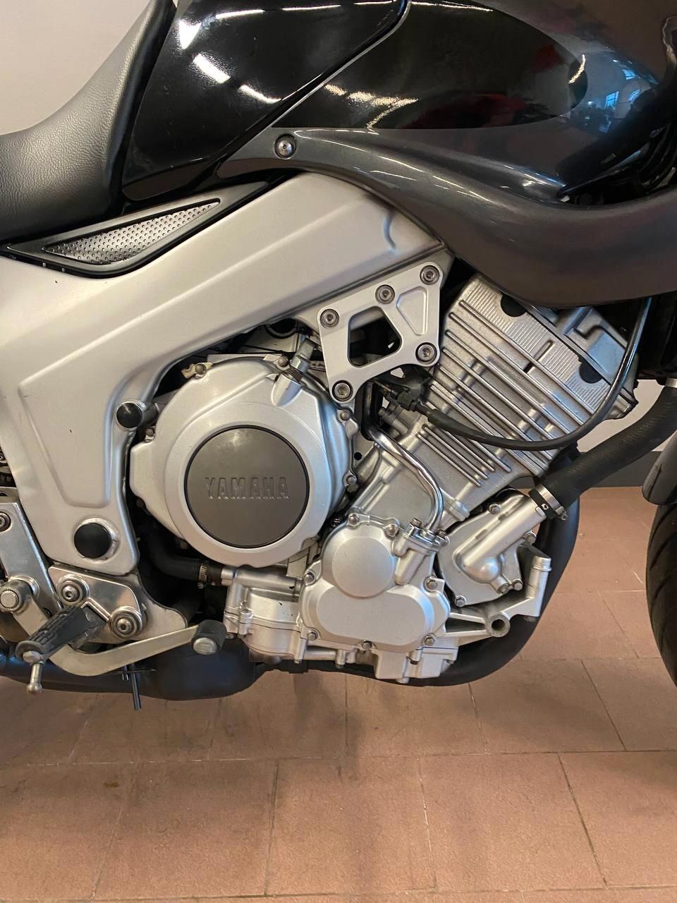 Yamaha TDM 850