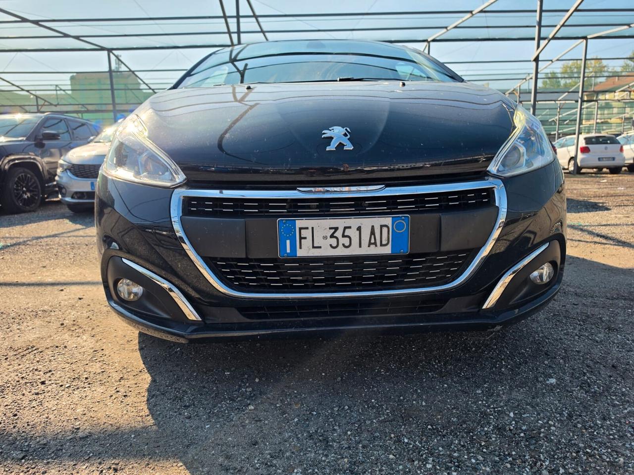 Peugeot 208 PureTech 82 5 porte Allure