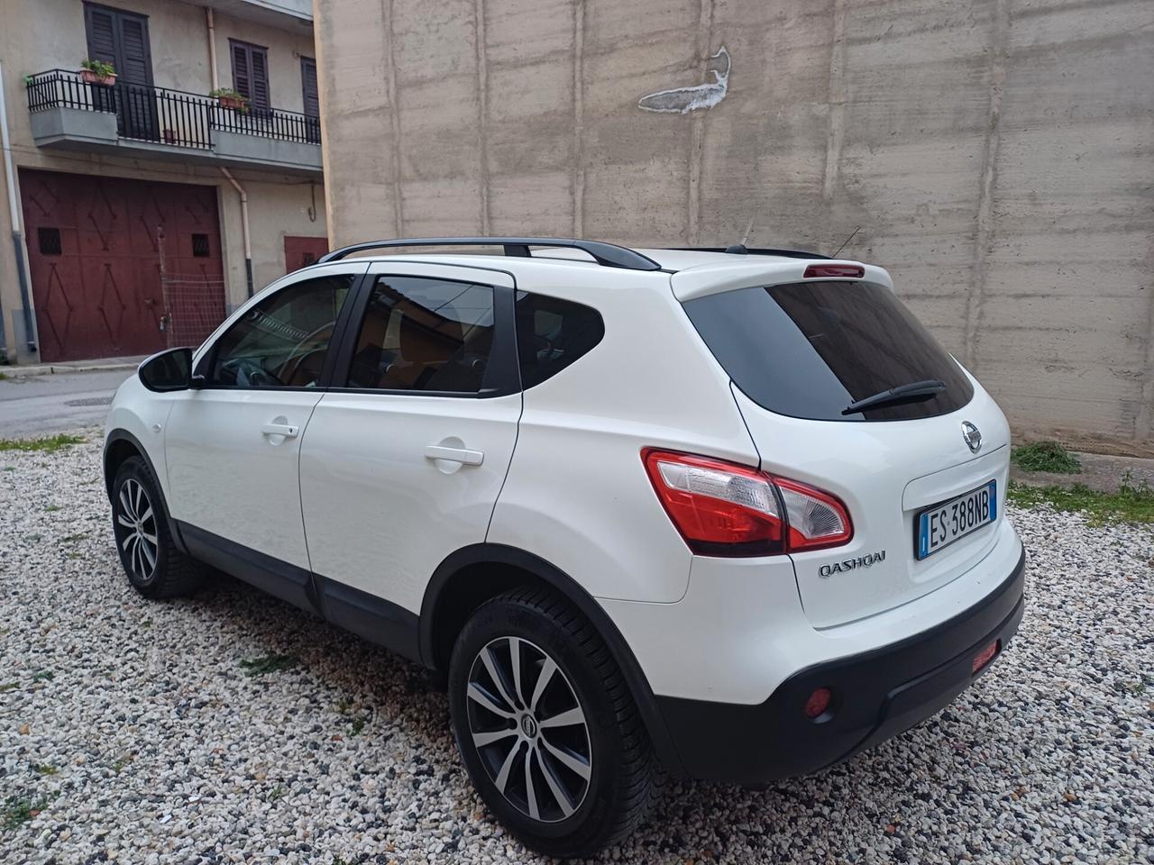 Nissan Qashqai 1.5 dCi DPF Tekna