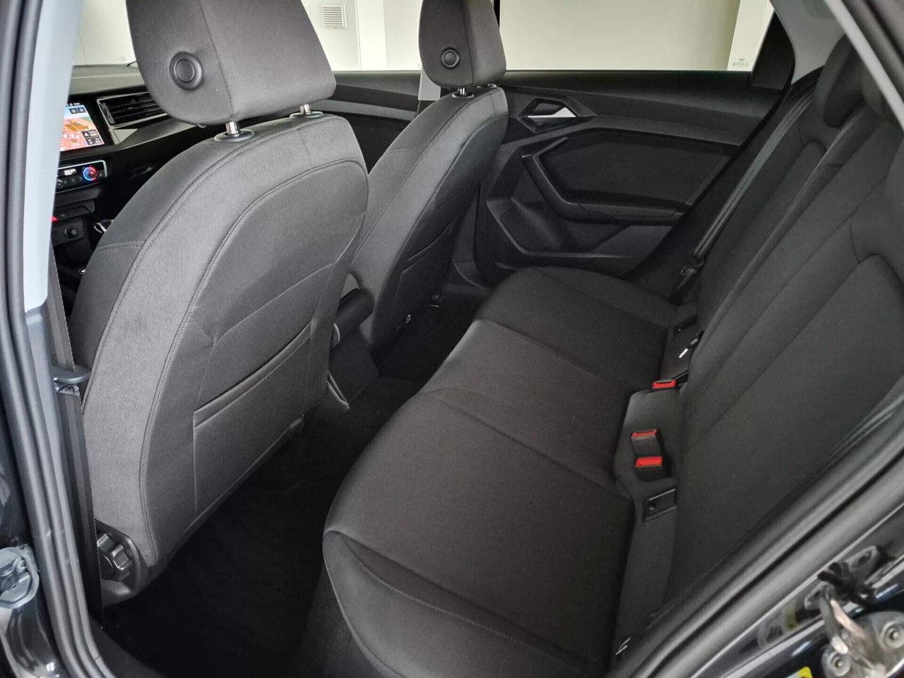 Audi A1 SPORTBACK 30 TFSI S TRONIC LED NAVI CAR PLAY RETROCAM.