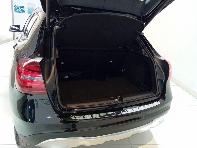 Mercedes-Benz GLA GLA 200 d Sport