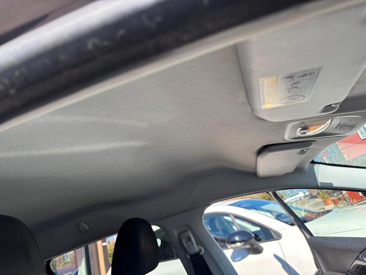 Peugeot 2008 1.2 BENZINA CV 82 Active