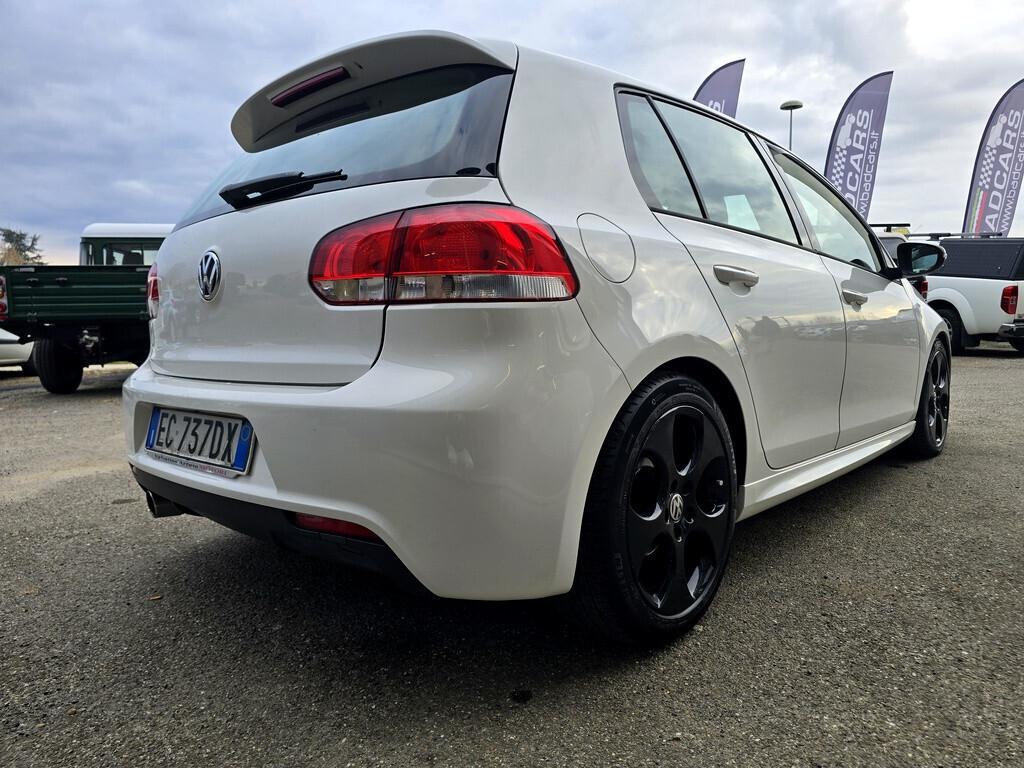 Volkswagen Golf 1.6 TDI 105CV COMFORTLINE