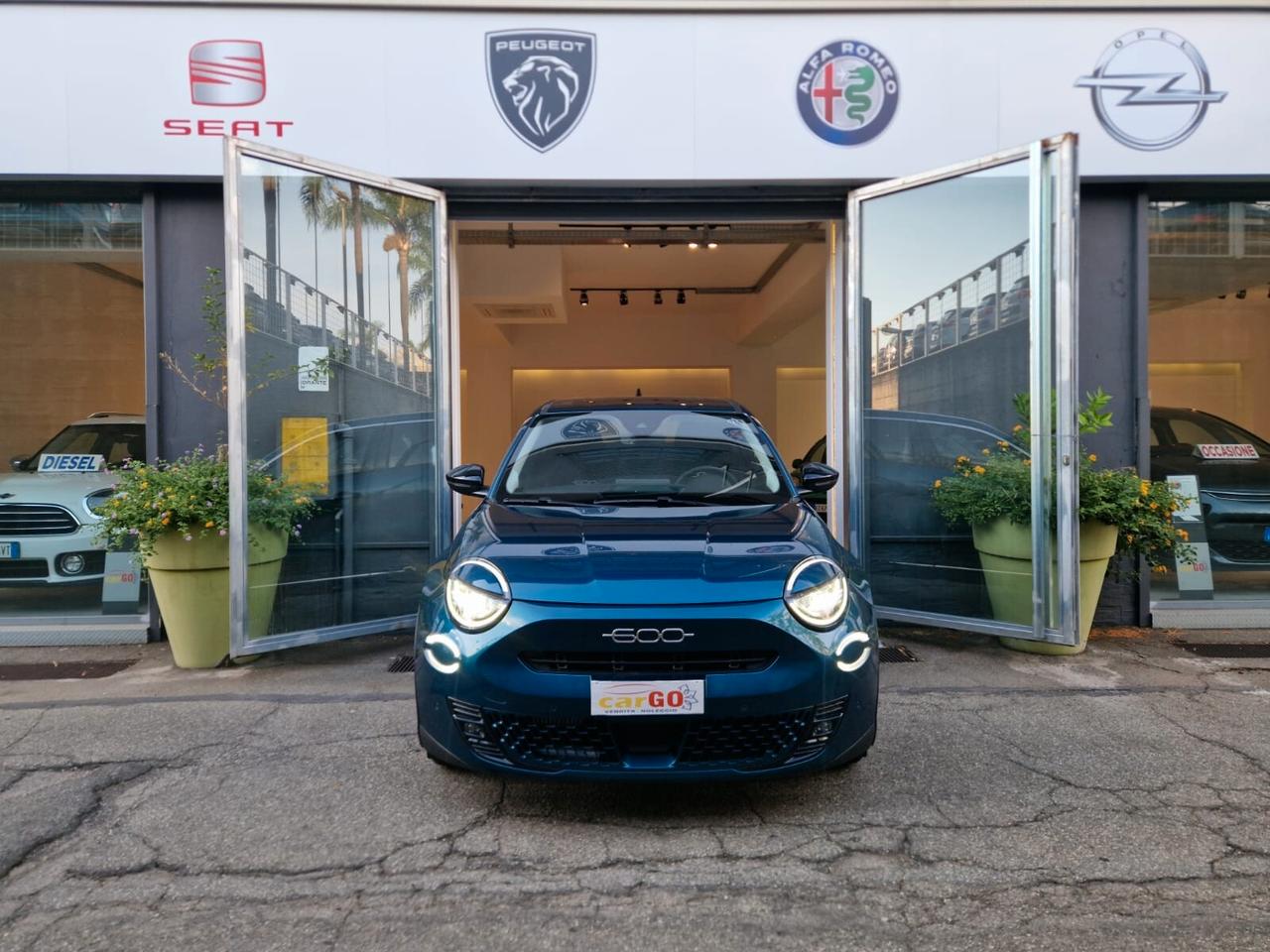 Fiat 600 Hybrid 110 CV DCT MHEV La Prima