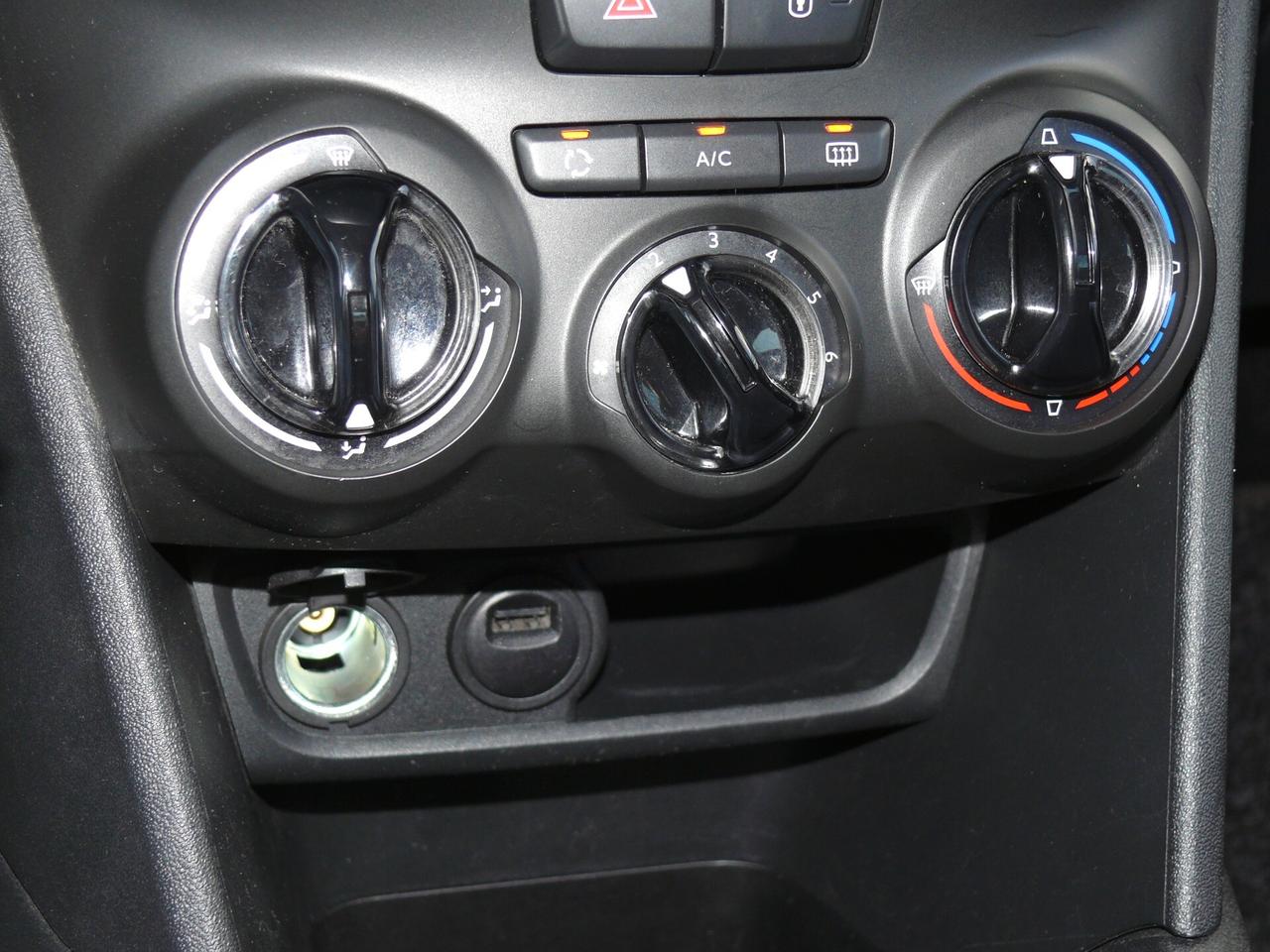 Peugeot 208 Allure (M1220)