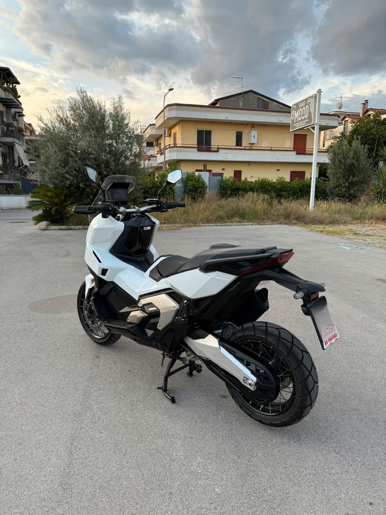 Honda X-ADV 750