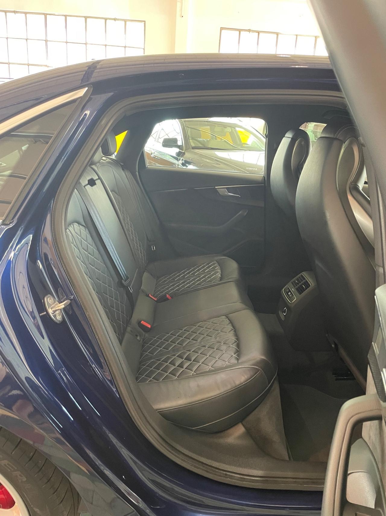 Audi A4 S4 3.0 TFSI 354CV UNICO PROPRIETARIO
