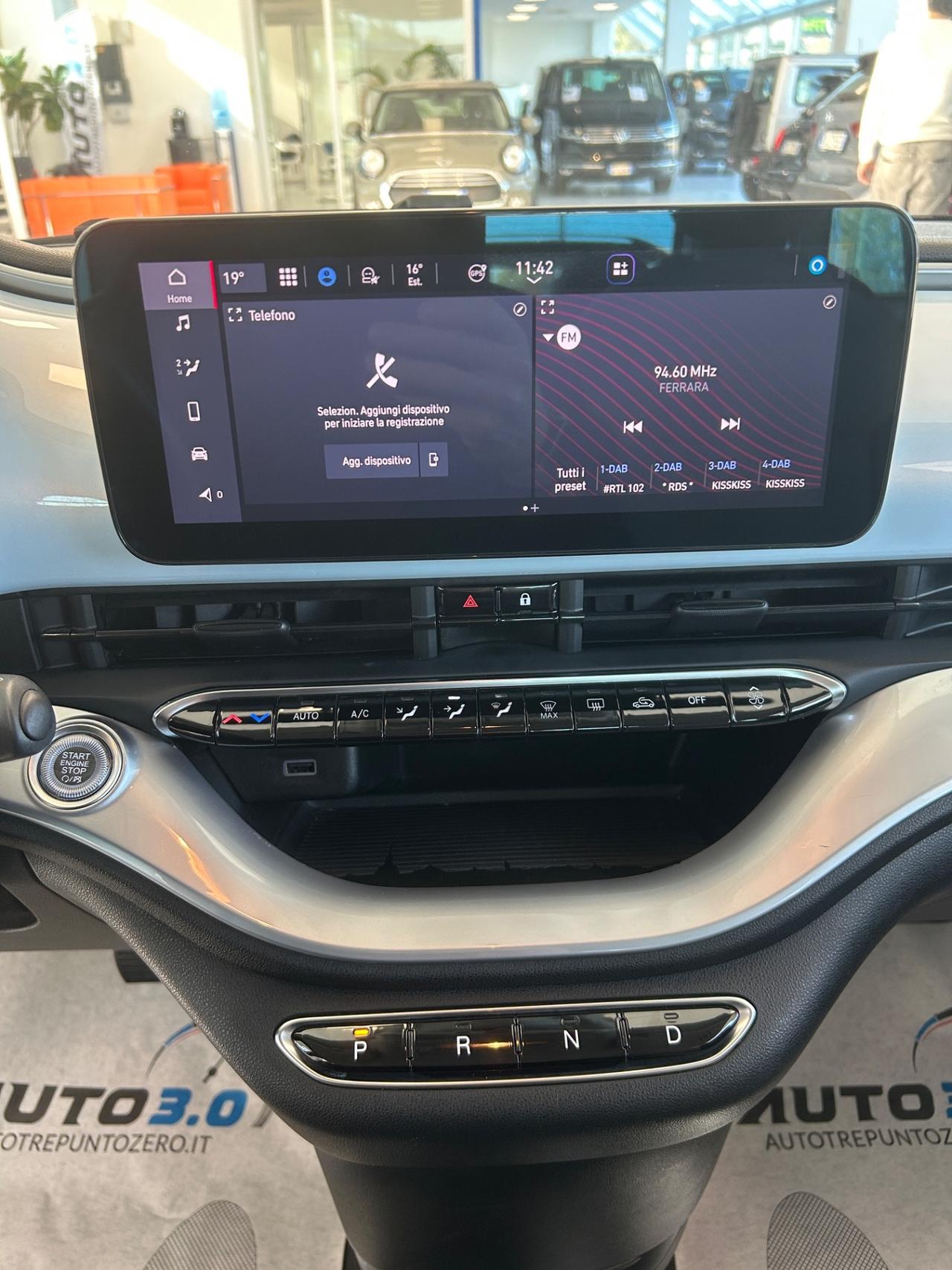 Fiat 500e Berlina 42 kWh Icon Neopatentati