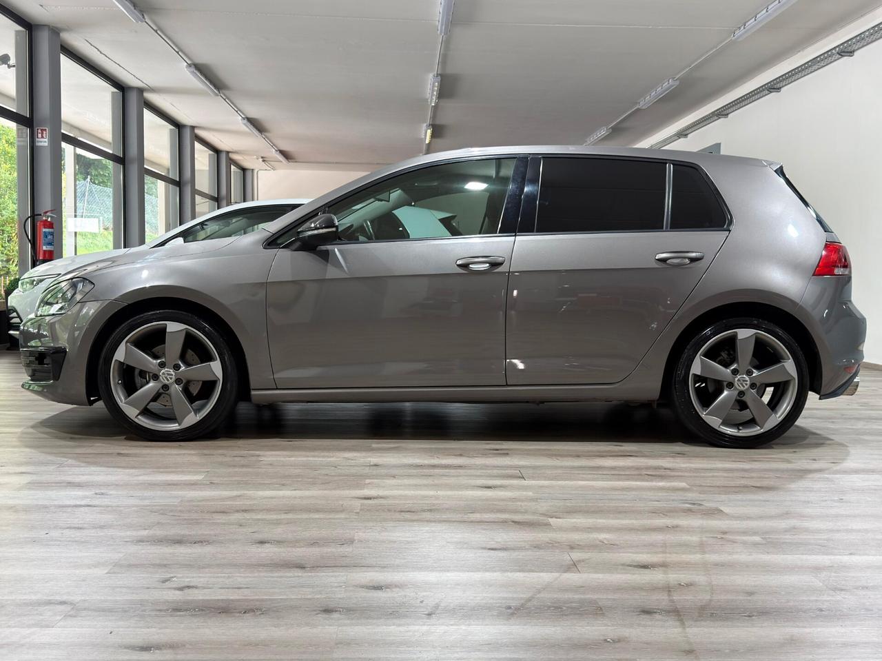 VOLKSWAGEN GOLF 7 1.6 TDI 105CV HIGHLINE