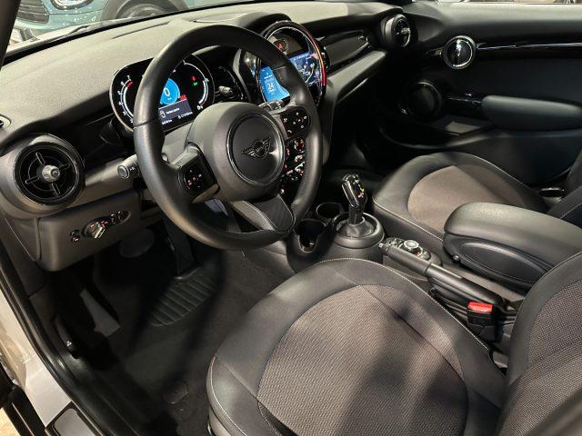 MINI Cooper 1.5 Classic 5 porte Auto -LED-16"-Carplay-Keyless-