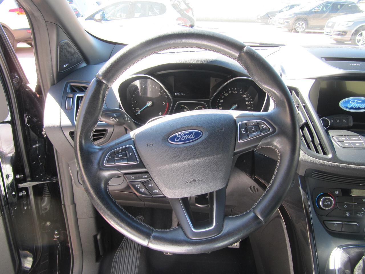 Ford Kuga 1.5 TDCI 120 CV S&S 2WD ST-Line