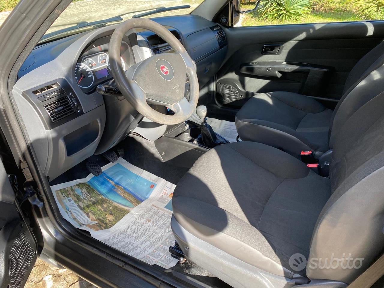 Fiat Strada 1.3 MJT Cabina Lunga