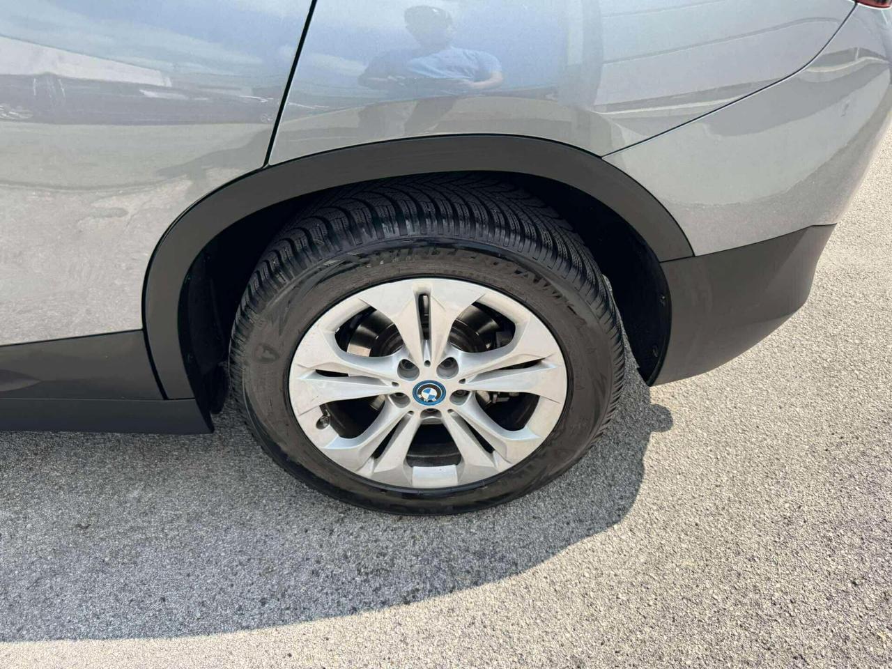 Bmw X2 xDrive25e Business-X-2023