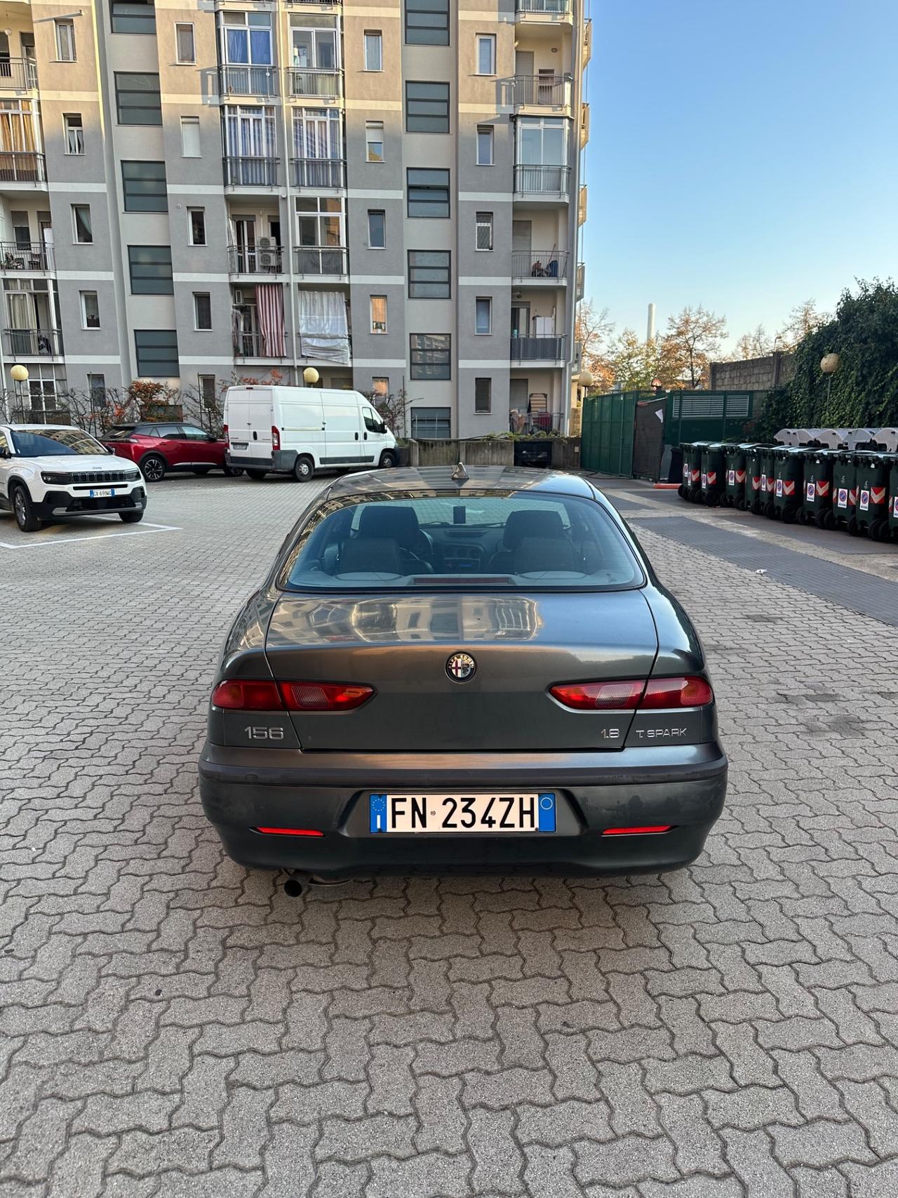 Alfa Romeo 156 1.6i 16V Twin Spark cat Progression