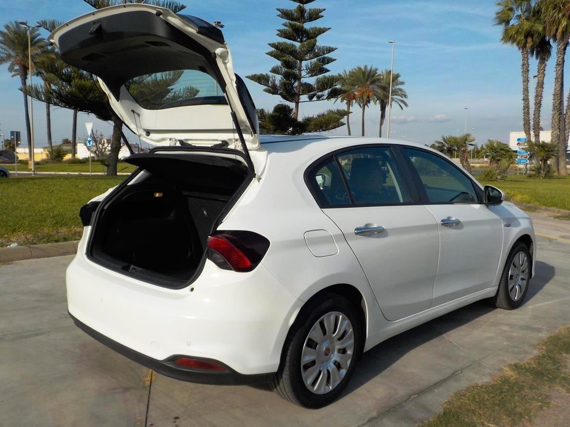 Fiat Tipo 1.3 Mjt S&S 5 porte Easy