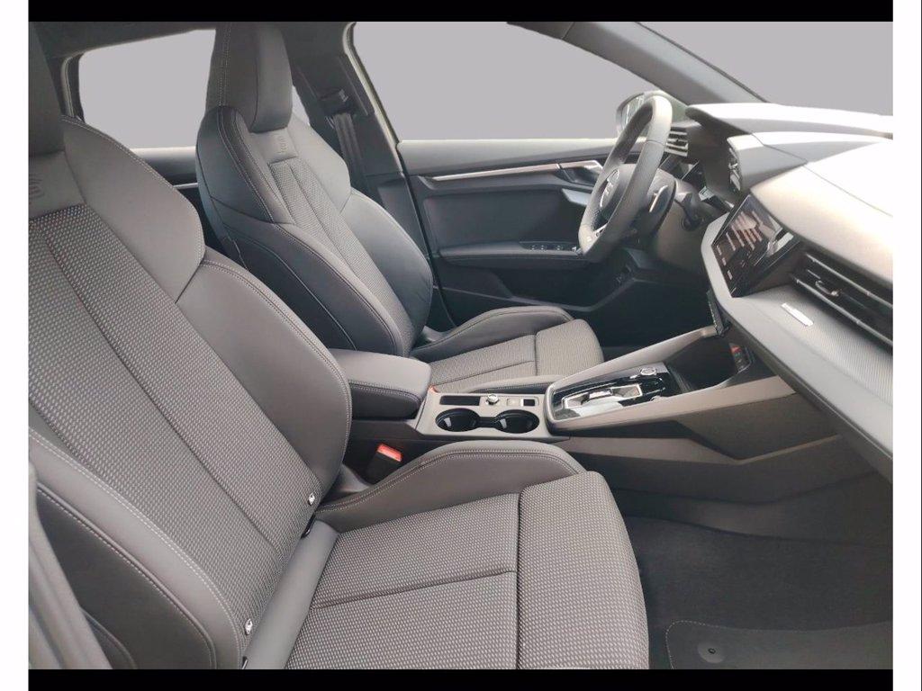 AUDI A3 allstreet 1.5 tfsi e identity contrast 204cv s-tronic del 2026