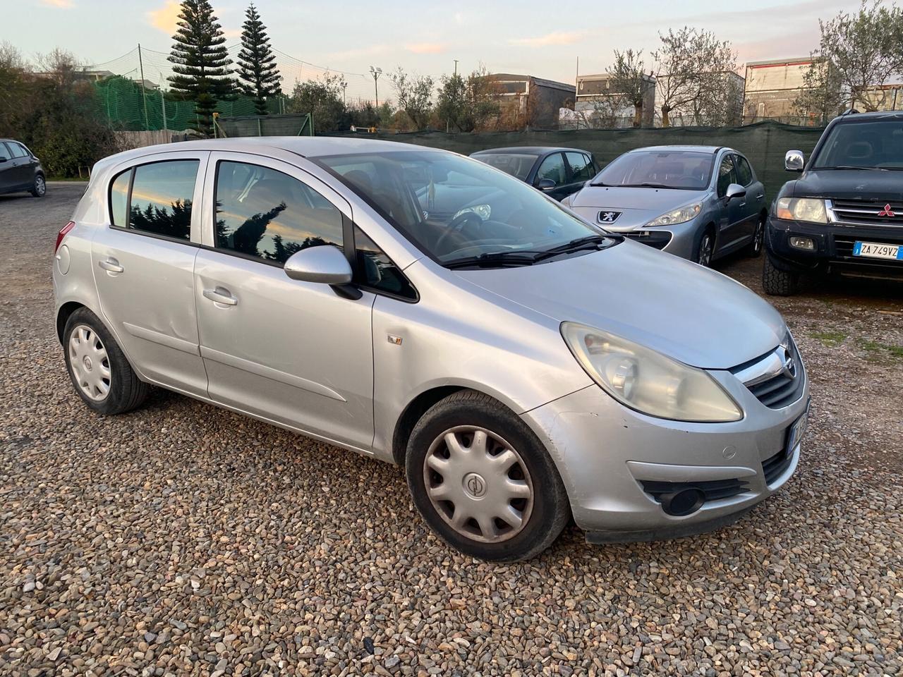 Opel Corsa 1.0 12V 3 porte Enjoy