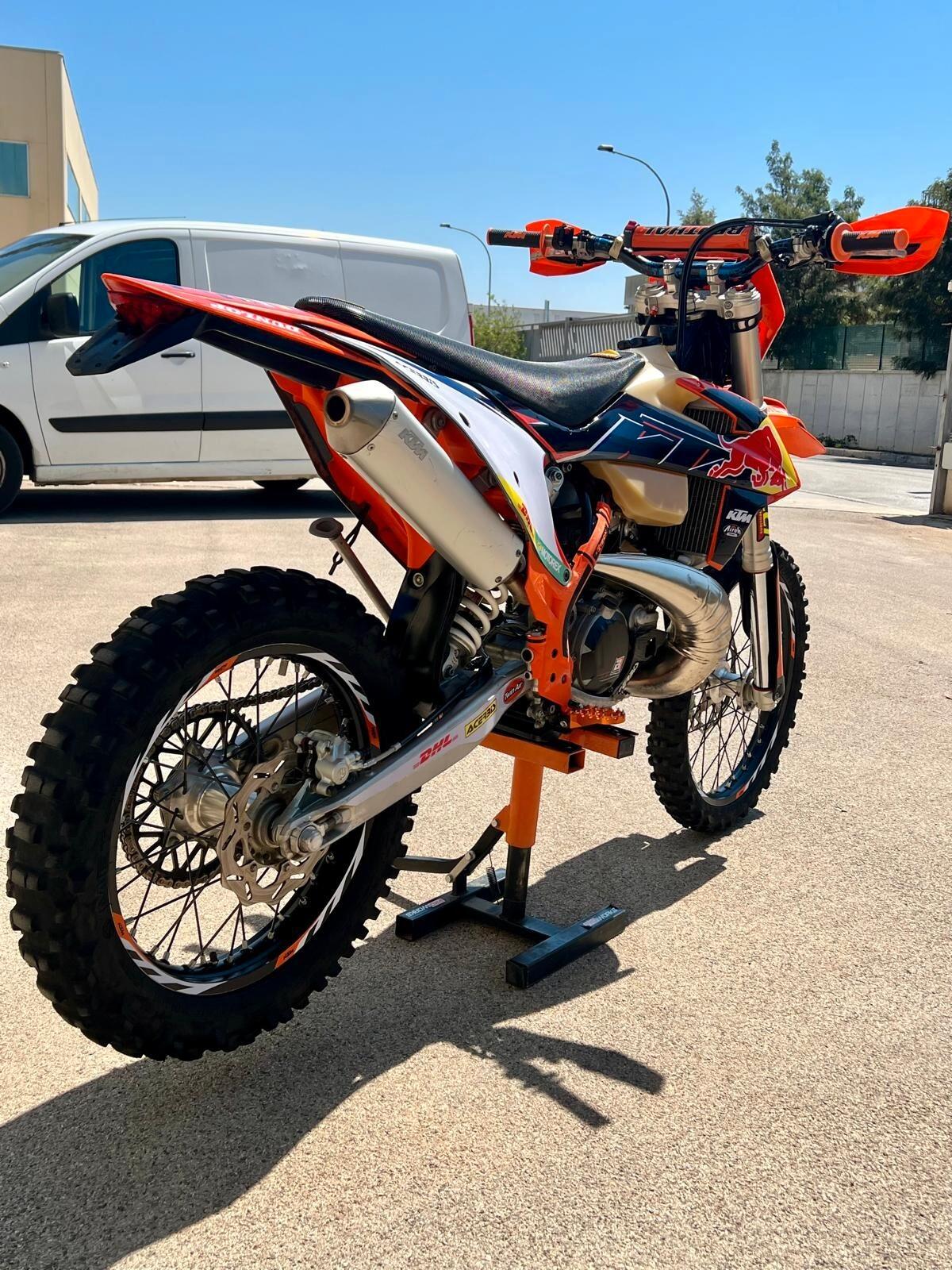 KTM EXC 250 2T TPI TARGATA GUIDABILE CON PATENTE A2 - 2021