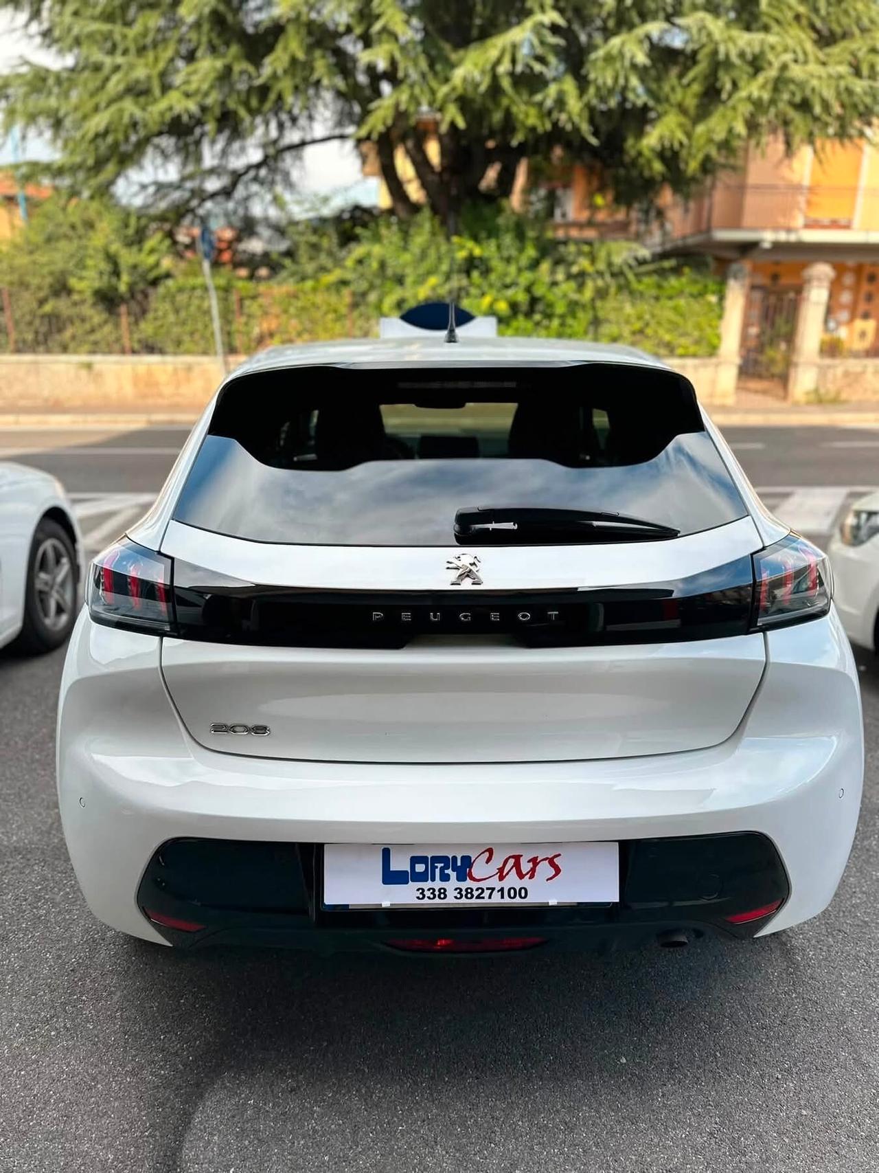 Peugeot 208 1.2 automatica neopatentati