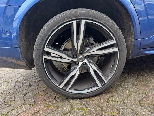 VOLVO XC90 D5 AWD Geartronic 7 posti R-design CERCHI 22"